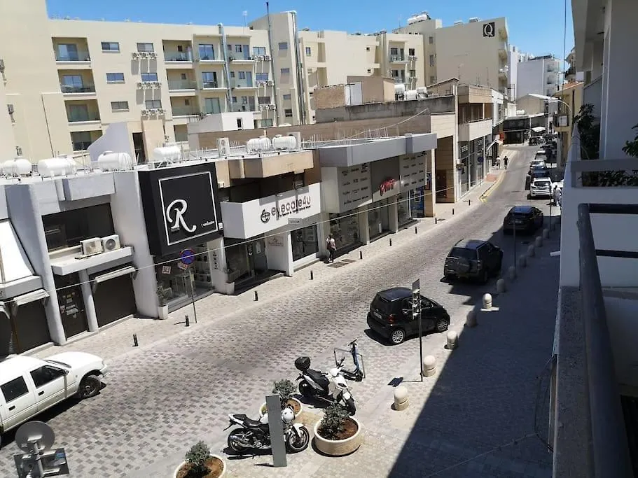 Yippee! At Ermou Square Amazing Location View Apartment Larnaca